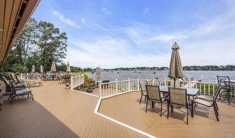 99 Holly Ln, Bayville, NJ 08721