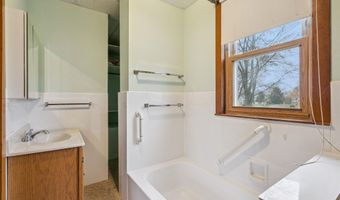 301 W North St, Albion, IA 50005