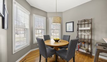 1 N049 Mission Ct, Winfield, IL 60190