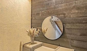 4 Whit Creek Rd, Cody, WY 82414