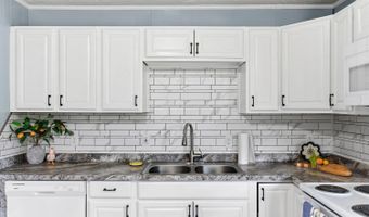 209 Stevens St, Appomattox, VA 24522