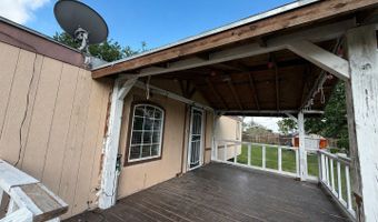 723 Kayroe Rd, Adkins, TX 78101