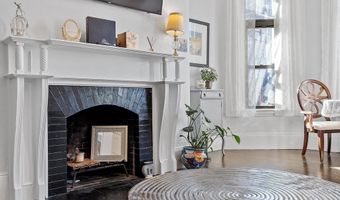 271 Dartmouth St 4H, Boston, MA 02116
