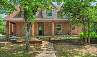 8000 Walnut Dr, Alvarado, TX 76009