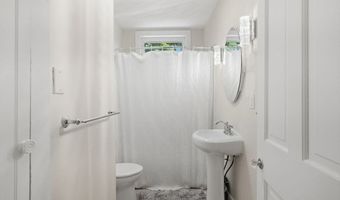 207 Dodge St, Beverly, MA 01915