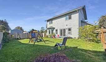 731 3RD St Unit C / 3 C / 3, Brookings, OR 97415