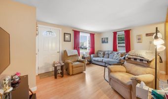 119 Falvey St, Bangor, ME 04401