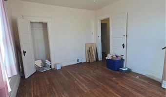 121 N 10th St, Atchison, KS 66002