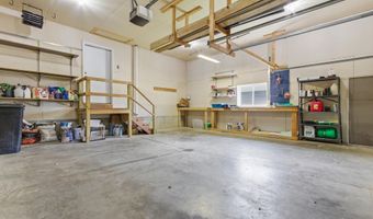 1006 NE 28th Ave, Aberdeen, SD 57401
