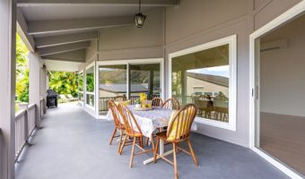 928 Hokulani St, Honolulu, HI 96825