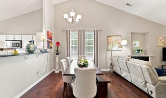 3992 Trade Royal Crossing Dr, Columbus, OH 43230