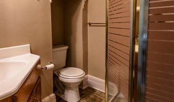 151 Burke St, Appomattox, VA 24522