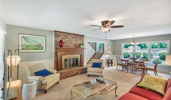910 Chantilly Ln, Anderson, SC 29625