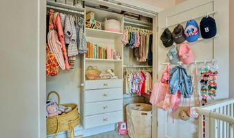44714 ELLSWORTH Ter, Ashburn, VA 20147