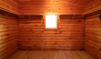 332 Allan St, Allison, IA 50602
