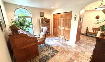 5912 5 Mile Pt Rd, Allouez, MI 49805