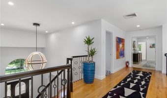 19 Cassandra Ln, North Kingstown, RI 02852