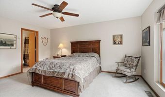 6435 157th St W, Apple Valley, MN 55124