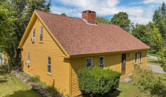 88 Harriman Hill Rd, Raymond, NH 03077