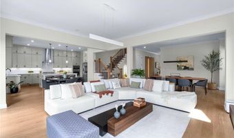 845 Miranda Ter, Alpharetta, GA 30004