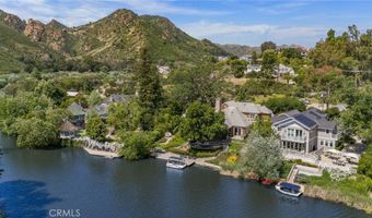 2210 Triunfo Pl, Agoura Hills, CA 91301