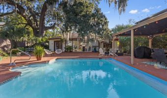 128 Lee St, Biloxi, MS 39530