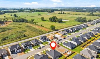 6902 SW Basswood Ave, Bentonville, AR 72713