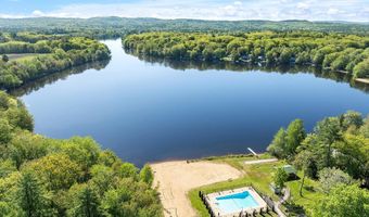 28 Colony Dr, Barnstead, NH 03225