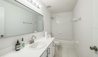 7716 NOTTINGHILL SKY Dr, Apollo Beach, FL 33572