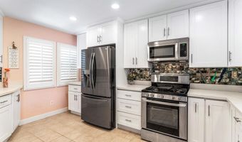 4610 Los Alamos Way C, Oceanside, CA 92057