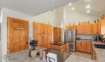1650 Crown Point Pkwy, Cascade, ID 83611