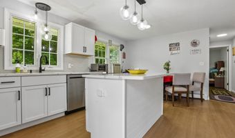 29 Homonick Rd, Colchester, CT 06415