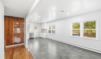 4 Rainbow Trl, Alloway, NJ 07422