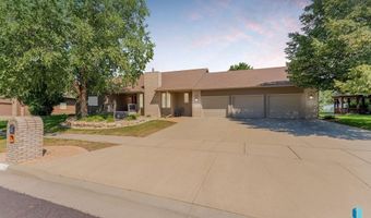 412 E Meadowlark Cir, Brandon, SD 57005