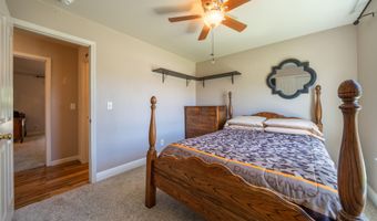 3388 Oak St, Anderson, CA 96007