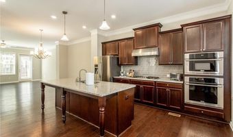 335 Beacons Pl, Alpharetta, GA 30005