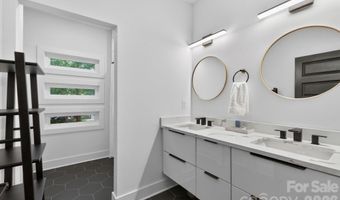 1608 Chippendale Rd, Charlotte, NC 28205