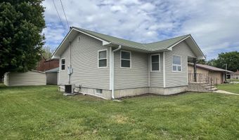 125 E Main St, Agency, IA 52530