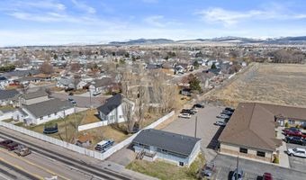 4660 Hawthorne Rd, Chubbuck, ID 83202