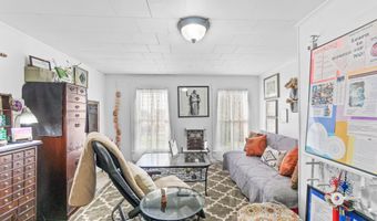 1748 Georgia St, Alford, FL 32420