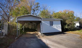 102 Wardlaw St, Abbeville, SC 29620
