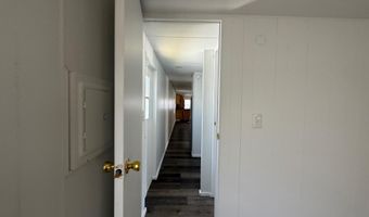14 HILLTOP Ave, Akron, PA 17501