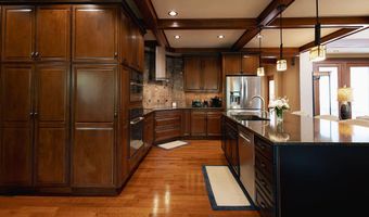 4114 Cochrane Pkwy, Ames, IA 50014