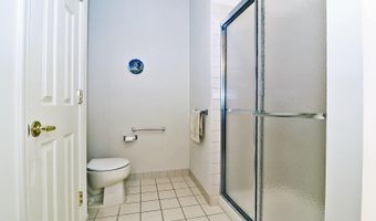 10 Vineyard Way, Barnegat, NJ 08005