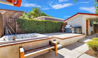 14185 Cuyamaca Rd, Apple Valley, CA 92307