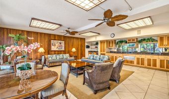 250 Kawaihae St 14A, Honolulu, HI 96825