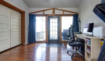 21207 Lawrence 1230, Aurora, MO 65605