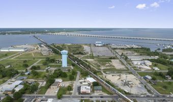 281 Oak St, Biloxi, MS 39530