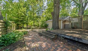 2912 Wood St, Ames, IA 50014