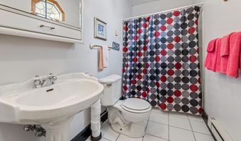 405 N Main St, Alma, WI 54610